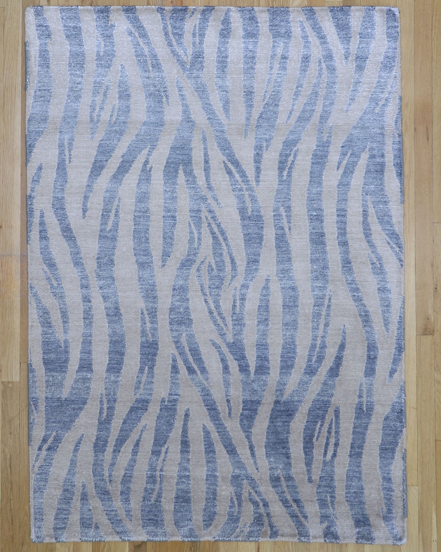 Fine Modern 4' x 5'7 Hand Knotted Silk Rug