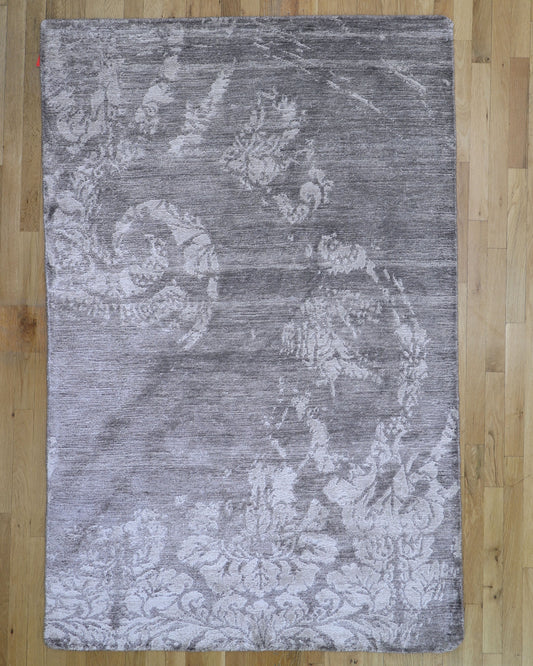 Modern 4' x 6' Hand Knotted Wool Rug India